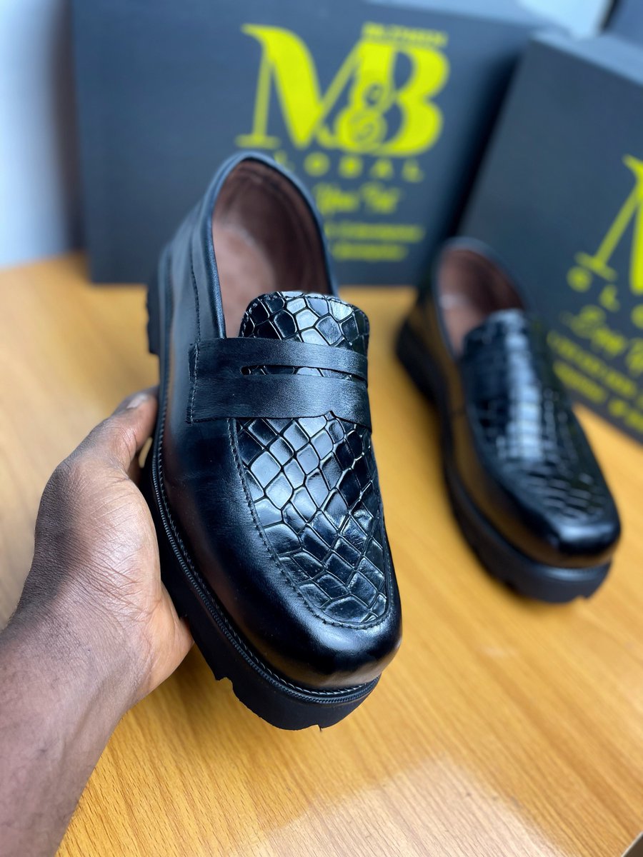 Muize | 👞🤝 tweet media