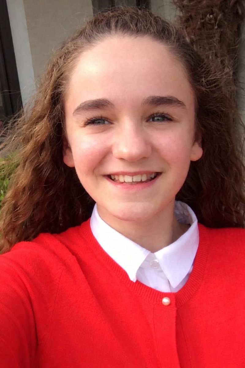 🚨🚨𝗞𝗜𝗟𝗟𝗘𝗗 𝗕𝗬 𝗣𝗙𝗜𝗭𝗘𝗥
Julia Lucenti...
Pfizer: 9 de septiembre de 2021
Murió: 9 de septiembre de 2021, 16 horas después de recibir la "vacuna" de Pfizer...
🚨Julia falleció de un infarto 16 horas después de recibir una "vacuna" de Pfizer..Los médicos le