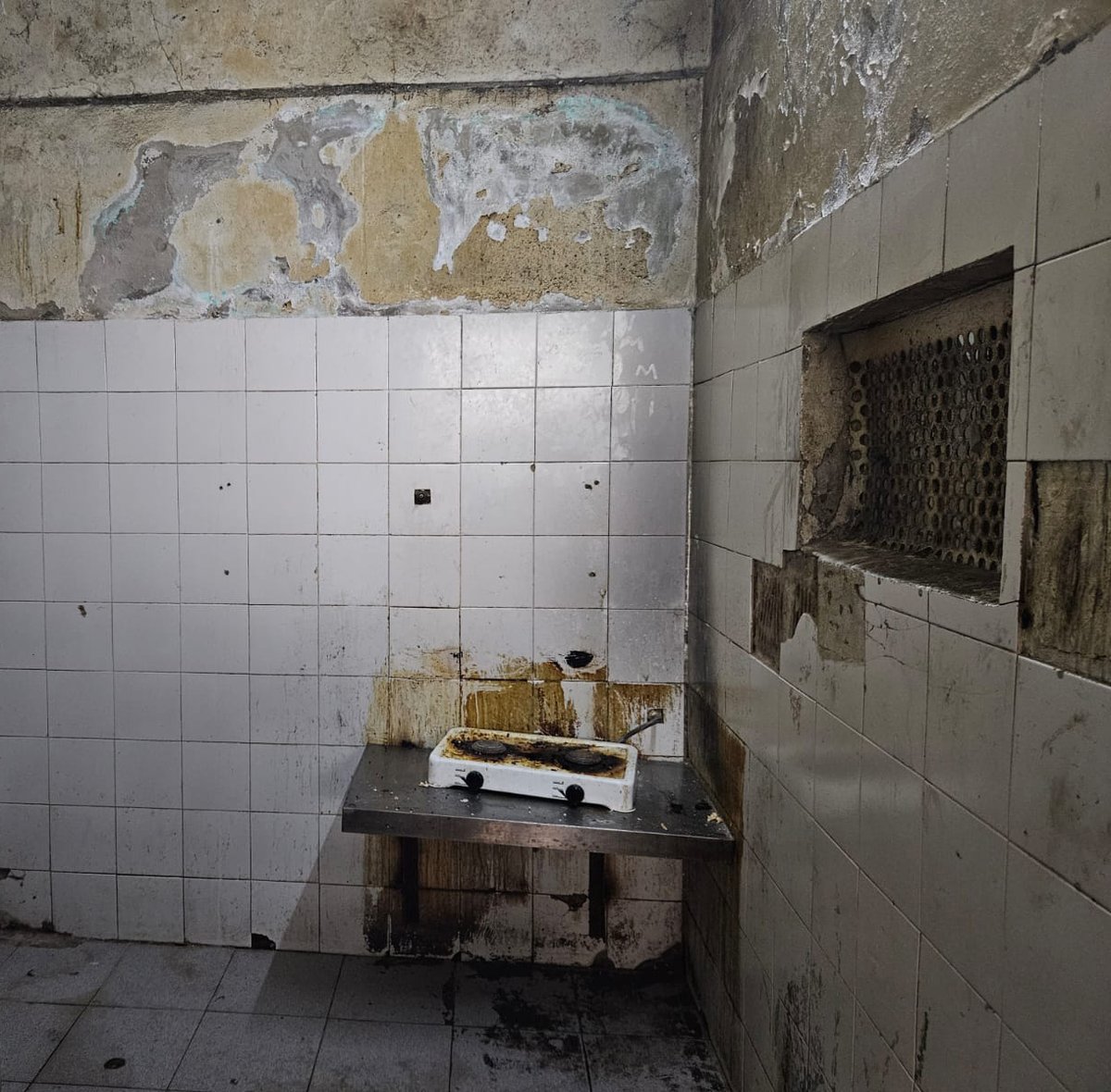 PPNArg's tweet image. 📍 Devoto | Se inspeccionó los pabellones de la planta baja del módulo 6 del CPF-CABA para monitorear las condiciones de detención. Se realizaron entrevistas individuales con el objetivo de recoger las demandas de las personas privadas de la libertad y sus necesidades…