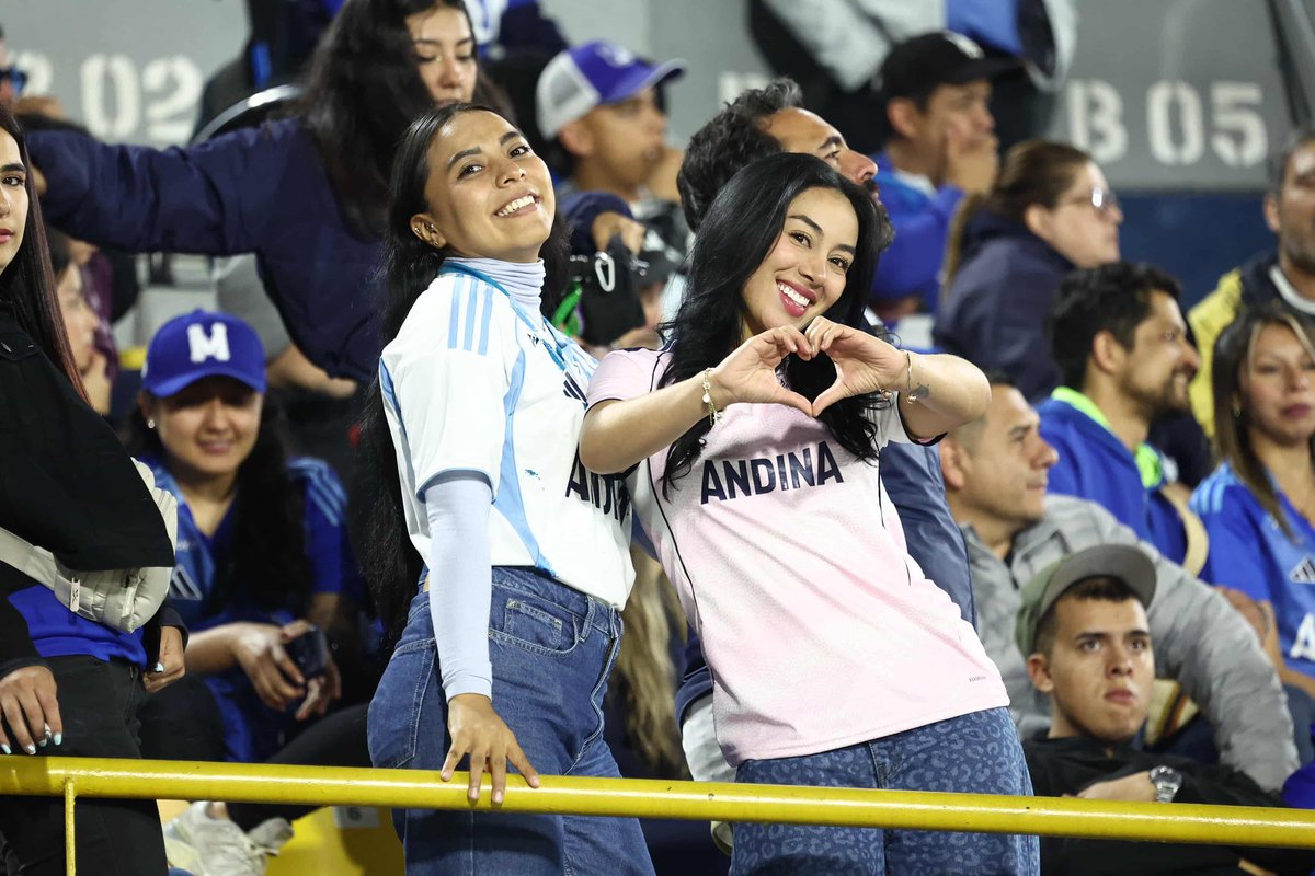 ¿Adivinen qué le pasó a ese corazón anoche? 💔