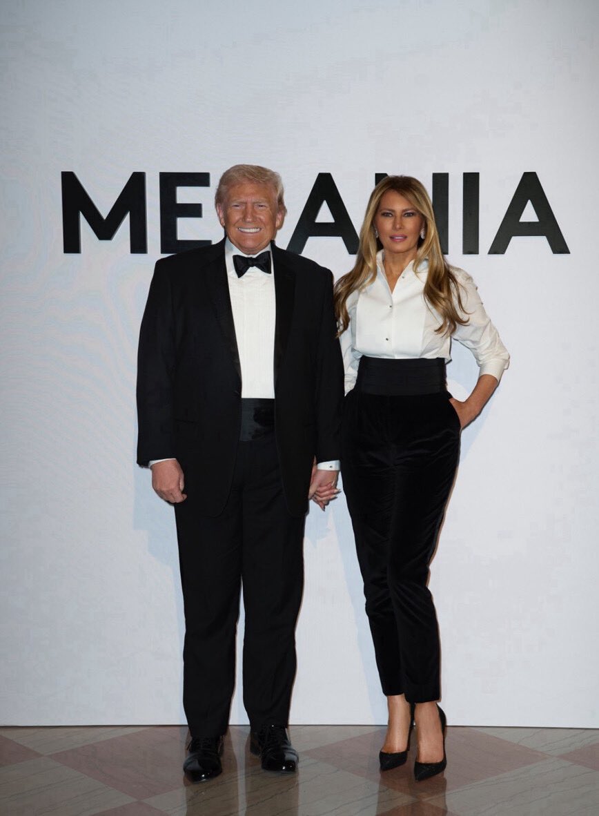 InfoM0nde's tweet photo. @MELANIATRUMP, the Movie, is a MUST WATCH. Get your tickets today — Selling out, FAST! @realDonaldTrump

https://t.co/3ucyHIAGBa… https://t.co/PzCjIZRfzw