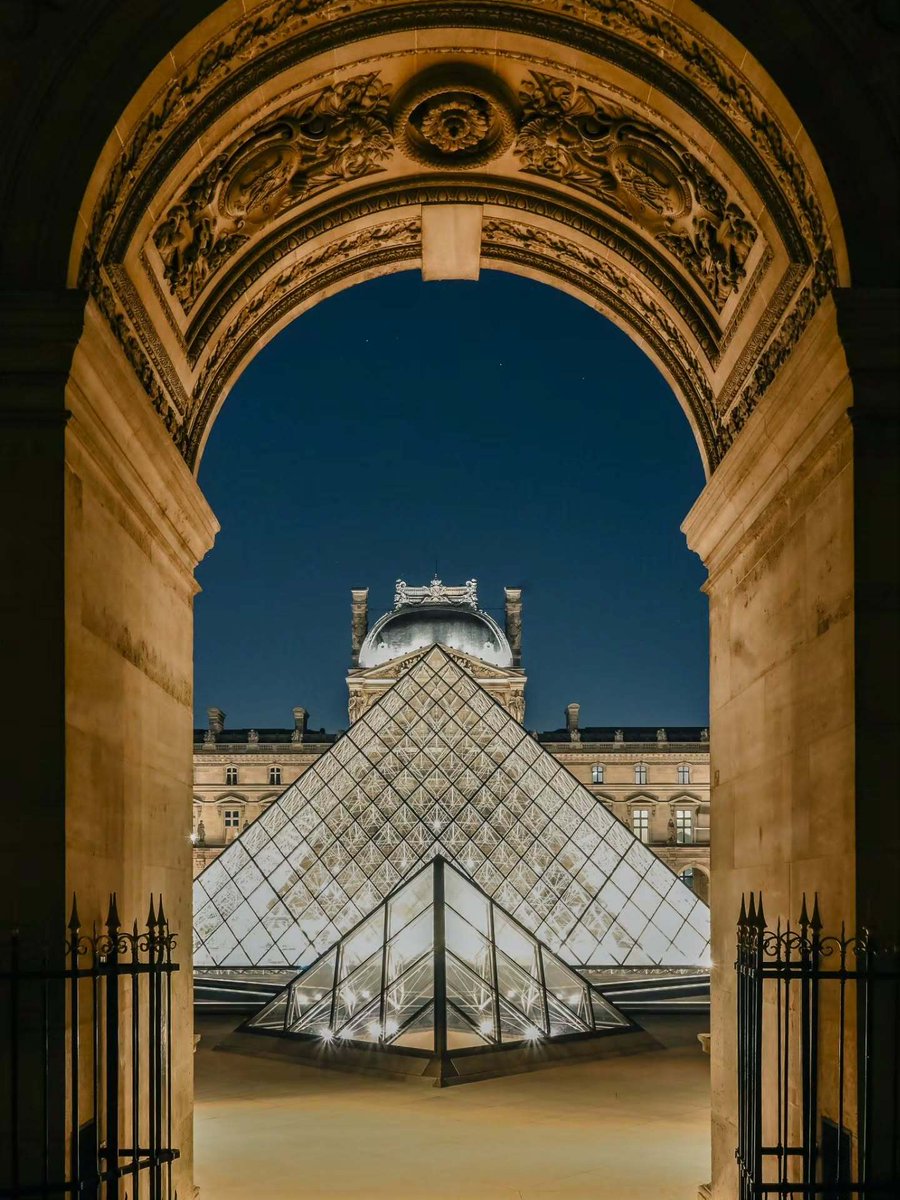 Le plus beau musée du monde 🤩
📸 ©warren.wang22 
#visitparisregion