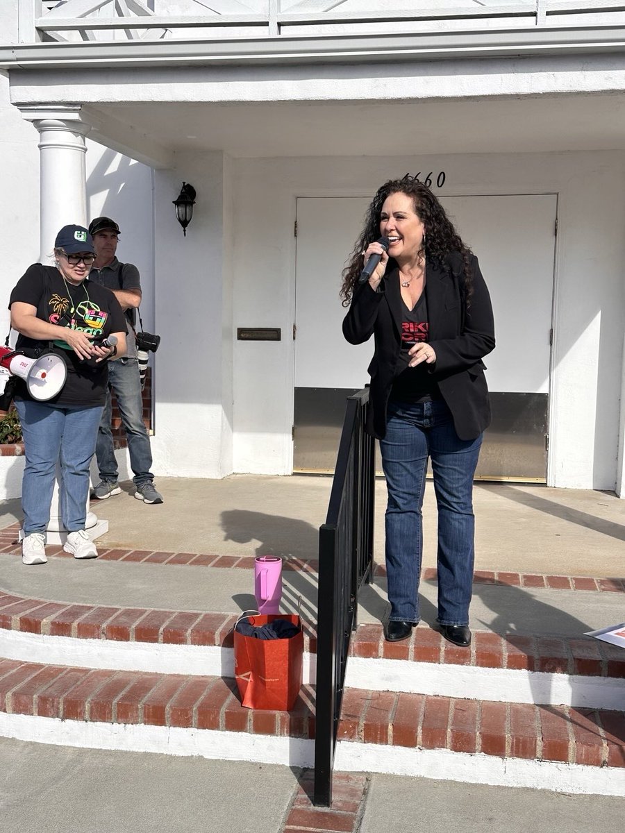 Lorena Gonzalez Fletcher tweet media