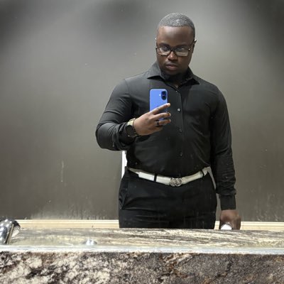 DesThomas15's tweet photo. #NewProfilePic https://t.co/1xvPZsYikI