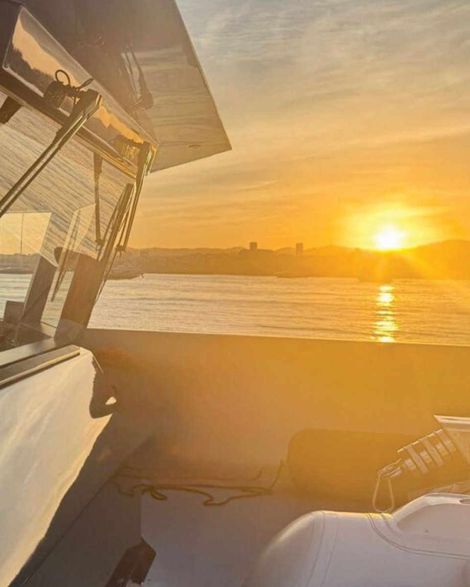 Outerreefyachts's tweet image. Some opportunities are too exceptional to wait. Experience the Outer Reef 780 Adventure — ready for you today.

#YachtOwnership #OuterReefAdventure #LuxuryYacht