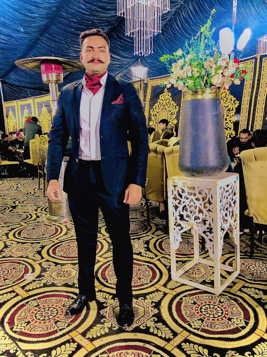 babaa7325's tweet photo. يَعْلَمُ خَائِنَةَ الْأَعْيُنِ💐
وہ نگاہوں کی خیانت کو بھی جانتا ہےـ(القرآن) https://t.co/v5yDp2VE51