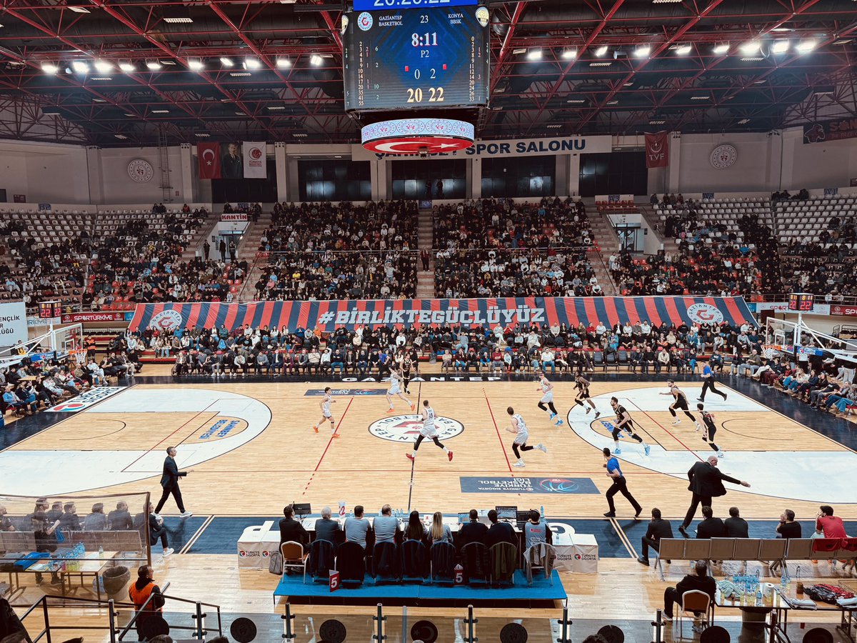 Konya BBSK karşısında parkede yüreğini ortaya koyan Gaziantep basketbol takımımızı, hemşehrilerimizle birlikte büyük bir heyecanla takip ettik!
Bu takım şampiyonluğa, bu şehir şampiyonluk kutlamalarına çok yakışacak! 🏀
Gaziantep tek yürek! 💪❤️⏳

<a href="/gantepbasketbol/">Gaziantep Basketbol</a> 

#Gaziantep