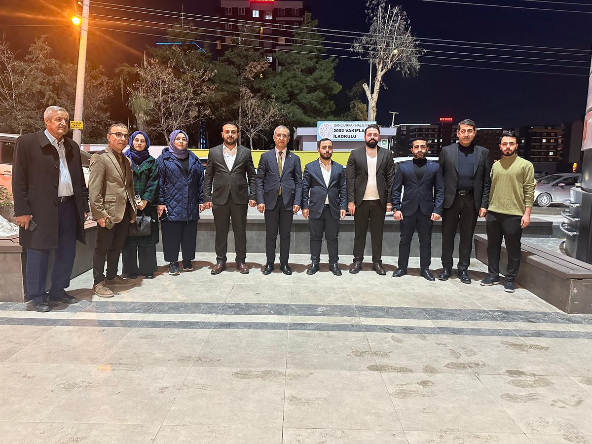 İslam İşbirliği Teşkilatı Parlamentolar Birliği Başkanı ve Şanlıurfa Milletvekilimiz Sn. Prof. Dr. Abdurrahim Dusak, Haliliye İlçe Başkanımız Sn. Mustafa Bağmancı, Kadın Kolları Başkanımız Sn.Fatma Ocak, önceki dönem milletvekili adayımız Sn. Abdurrahim Toru ve Haliliye