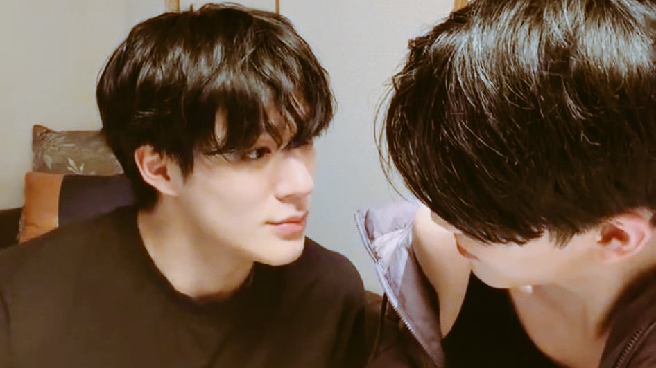 vainillitaax's tweet image. A Good Puppy 🐾 | nomin os +18

​Jmin sabe que Jno haría lo que sea con tan solo pedírselo. Jno está más que dispuesto si eso significa tener lo que desea desde temprano.