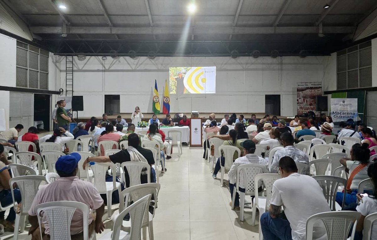 MisionONUCol's tweet photo. #SanJoséDelGuaviare | Durante cinco días se avanzó en la actualización de los Planes de Acción para la Transformación Regional #PATR, fortaleciendo la planificación participativa para el desarrollo territorial y la implementación del #AcuerdoDePaz. 🧵 https://t.co/bP8oAovgvC