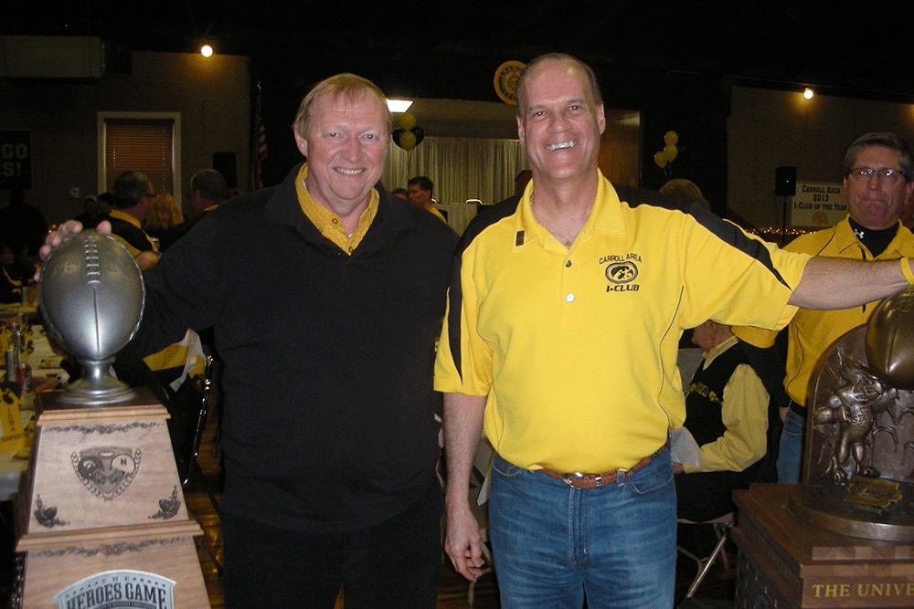 uiowaalumni's tweet image. Dan Pomeroy (81BSPh) is backing Hawkeye student-athletes and helping Iowa build championship-caliber programs in the revenue-share era. 🙌