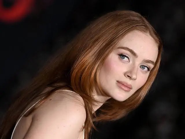 MarvelManIT's tweet photo. 🚨 Avengers: Doomsday will feature 40+ main characters! Big names include: Henry Cavill, Robert Downey Jr., Chris Hemsworth, Tom Hiddleston, Chris Pratt, Pedro Pascal &amp; Sadie Sink 💥🛡️
#AvengersDoosmday 
#MCU 
#SpiderManBrandNewDay 
#AvengersDoosmdayTrailer 
#AvengersSecretWars https://t.co/yYov5t2cbF