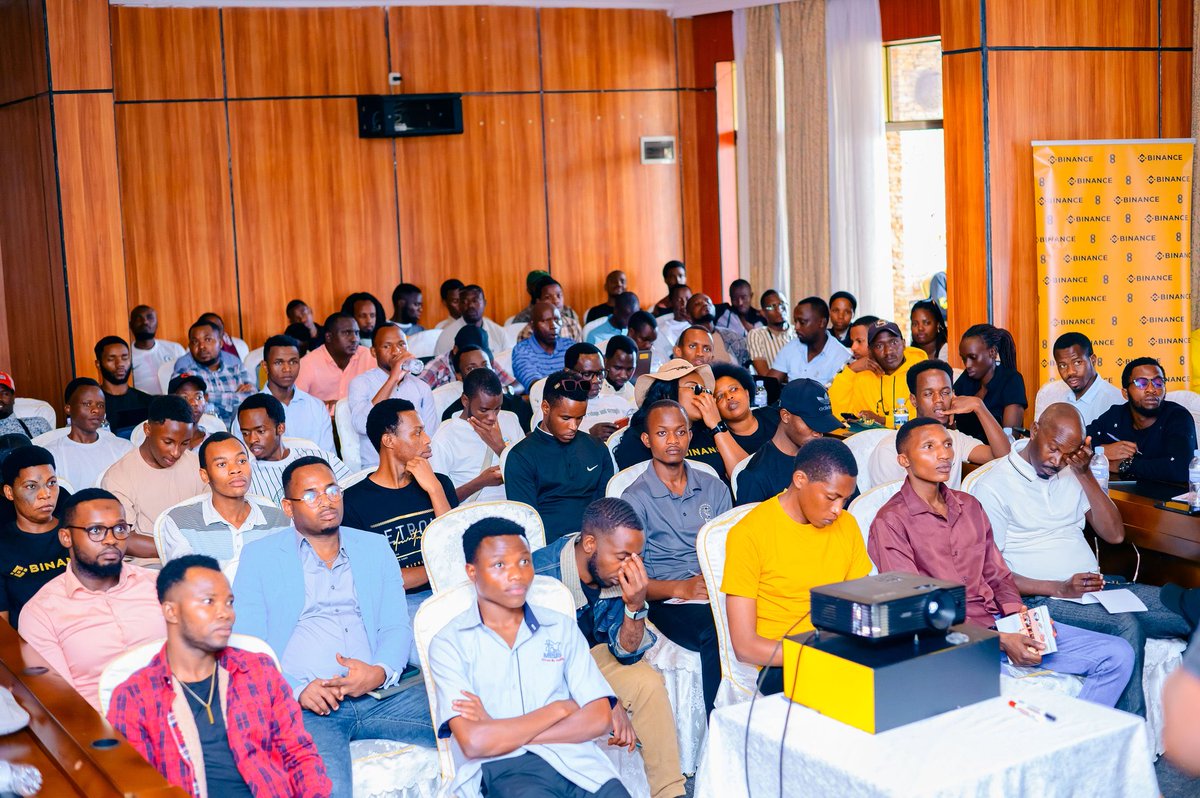 salim_only2's tweet photo. Grateful to be part of the Token Masterclass meeting in Kigali 🇷🇼
An insightful and empowering session focused on learning, trading psychology and trading decisions making
Thank you @BinanceAfrica and @binance for investing in education and community
#BinanceAfrica #Wb3 #Kigali https://t.co/gOHT4gSDE2