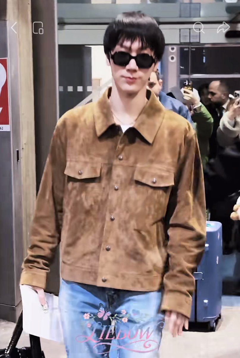 กินข้าวพักผ่อนน้าาา ส่วนดิชั้นขอตัวไปนอน
 #TENtoYSL2026Show