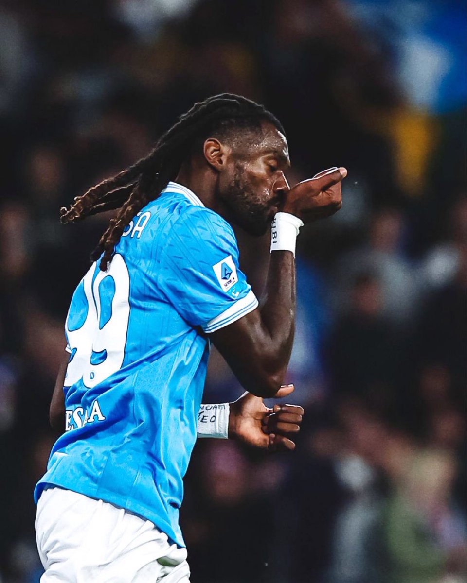 🔵 <a href="/SkySports/">Sky Sports</a> | 

علامة استفهام كبيرة حول ظروف انغيسا الذي لن يكون متاحًا حتى امام تشيلسي ، سيتم تقييم ألم أسفل الظهر التي يعاني منها يومًا بعد يوم