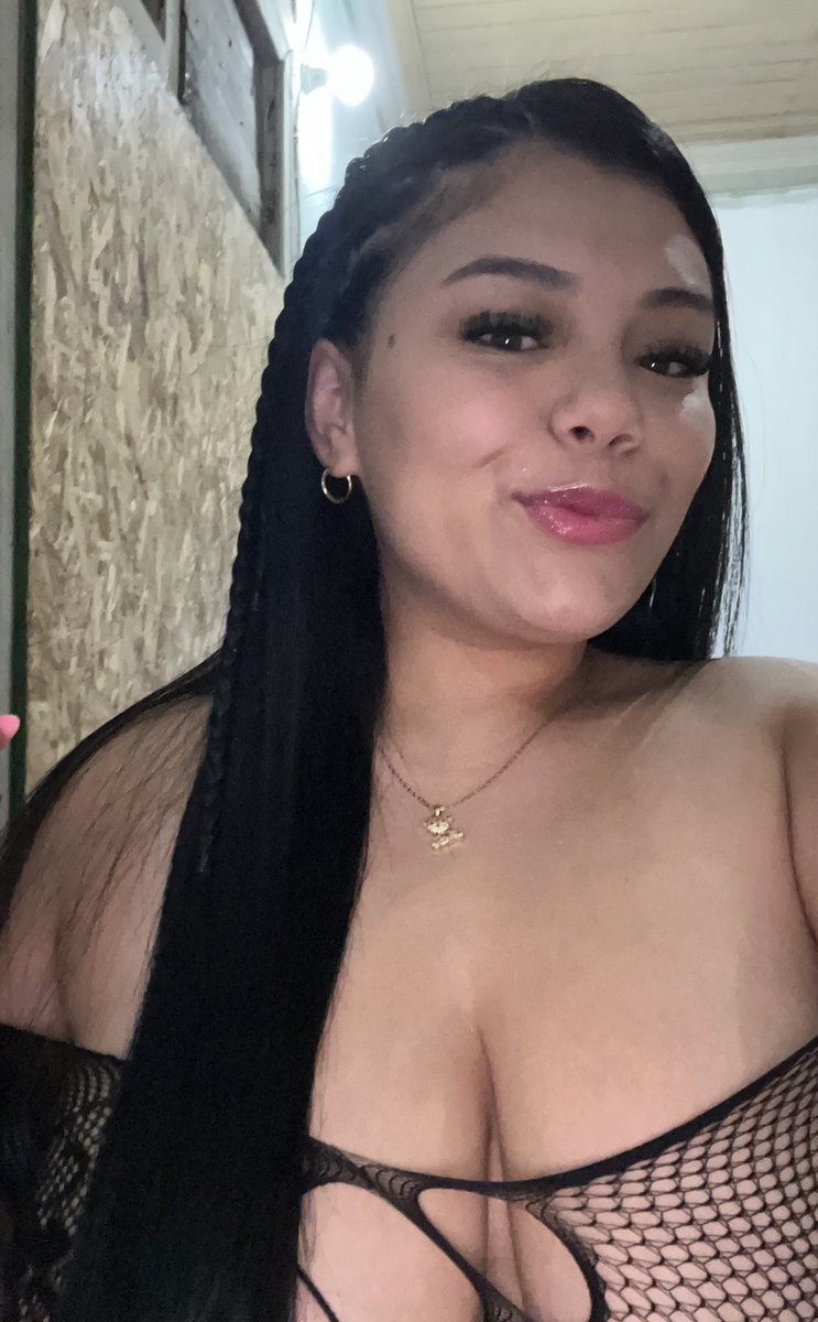 MishellRabitt✨ tweet media