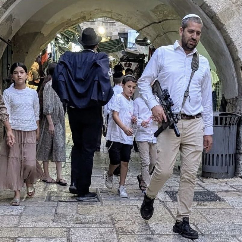 So’ ragazzi! 
Così diranno dei #Coloni 
#Gaza 
#GovernoItaliano