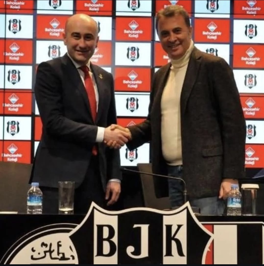 Burdan Fikret Orman ve Hüseyin Yücel'e sesleniyorum

Ya kalkın ayağa ve Beşiktaş'ımıza sahip çıkın... Ki buna mecbursunuz

Yada bir daha Armanın adını ağzınıza almayın.

Gün kibir gurur günü değil, 

Gün Beşiktaş'a sahip çıkma günü derhal görev başına

<a href="/HuseyinYucell/">Hüseyin Yücel</a> #FikretOrman