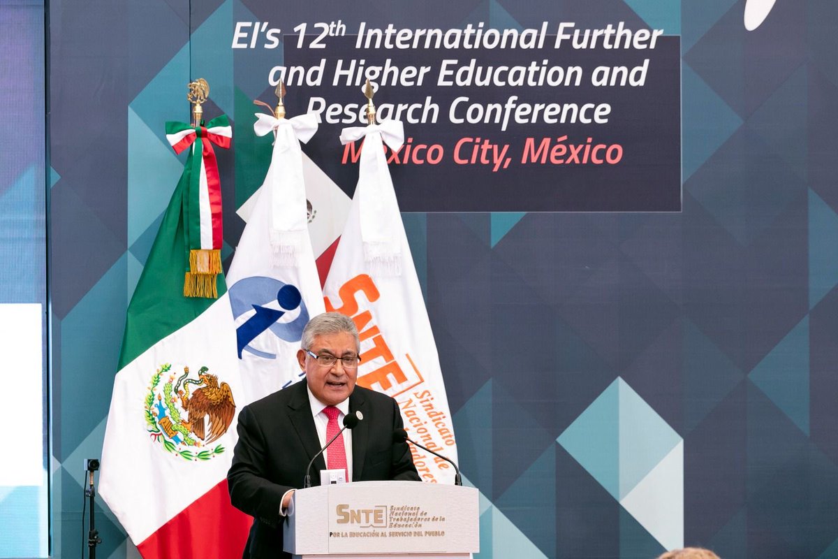 📚El #SNTE, encabezado por su Srio. Gral. Mtro. Alfonso Cepeda Salas, felicita a la <a href="/eduint/">Education International</a> por su 33 aniversario. Quienes lo integramos reconocemos sus más de tres décadas de lucha internacional a favor de los derechos de los docentes 👨‍🏫👩‍🏫y nos enorgullece su liderazgo. 🌎🤝