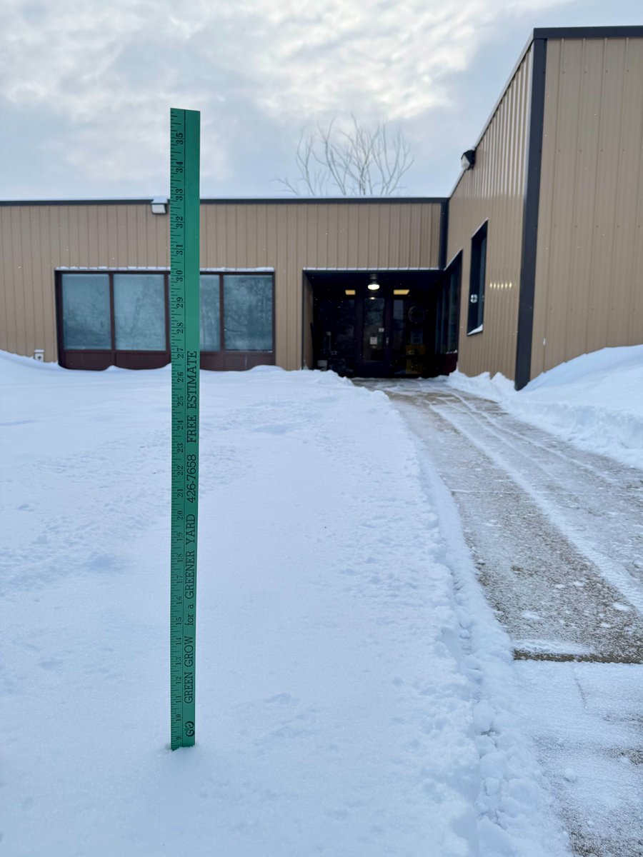 McIntoshEnergy's tweet photo. Even with all this snow, our tank wagon driver Brian is still out on the roads ensuring our clients fuel tanks are filled! https://t.co/iujkroOUtj