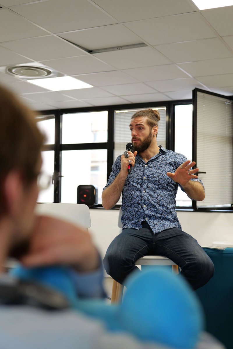 Le Commis des Comics tweet media