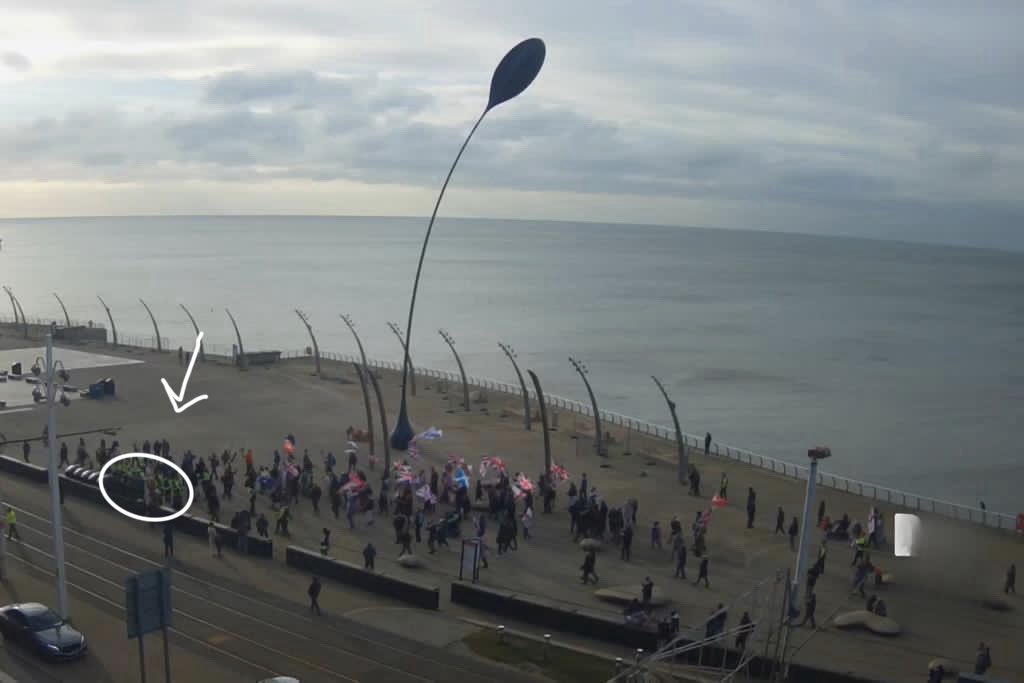 chai_ste's tweet photo. so 4 teenage antifascists took on a crowd
of 40 at a far right march in Blackpool 👇 https://t.co/5GbG1sATn3