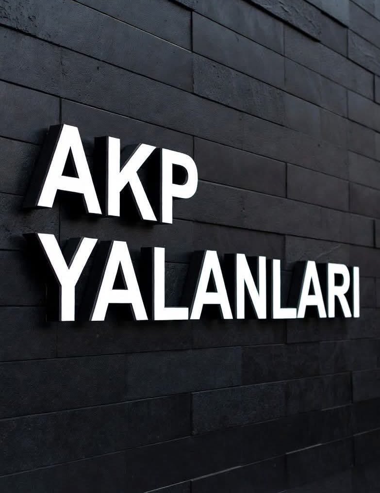 Akp’den bahsediyoruz ! 
Amaca giden yolda her şey mübah anlayışından bahsediyoruz! 

📌Balyoz Ergenekon kumpası’nda tonlarca yalan uydurmadılar mı ? 
📌Fatih Camii’ni bombalayacaklardı yalanını uydurmadılar mı? 
📌Camide içki içtiler yalanını uydurmadılar mı? 
📌Kabataş’ta