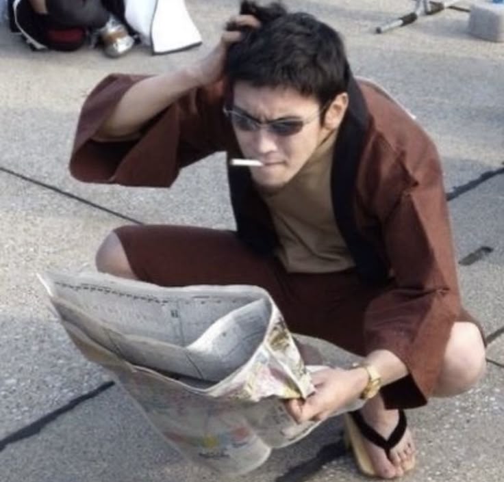 mathzuya's tweet image. Lo negro y pobre que me siento ahora al enterarme que el Don Perignon existe en la vida real y no es solo un escabio en Gintama.