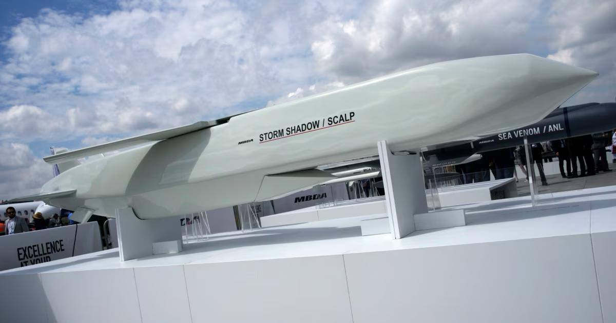 Шось дивне....
🤬 Франція блокує план ЄС щодо британських ракет Storm Shadow для України, — ЗМІ

Йдеться про план, який дозволив би Україні використовувати кошти ЄС для купівлі цих ракет. У Парижі наполягають — гроші мають бути витрачені лише на зброю виробництва ЄС.