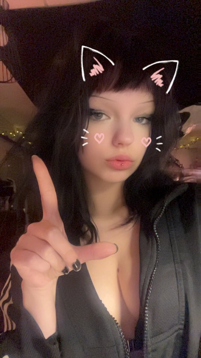 𝓥𝓪𝓶𝓹𝓲𝓻𝓮𝓼𝓼 ❦ 𝓢𝓪𝓽𝓾 💋 tweet media