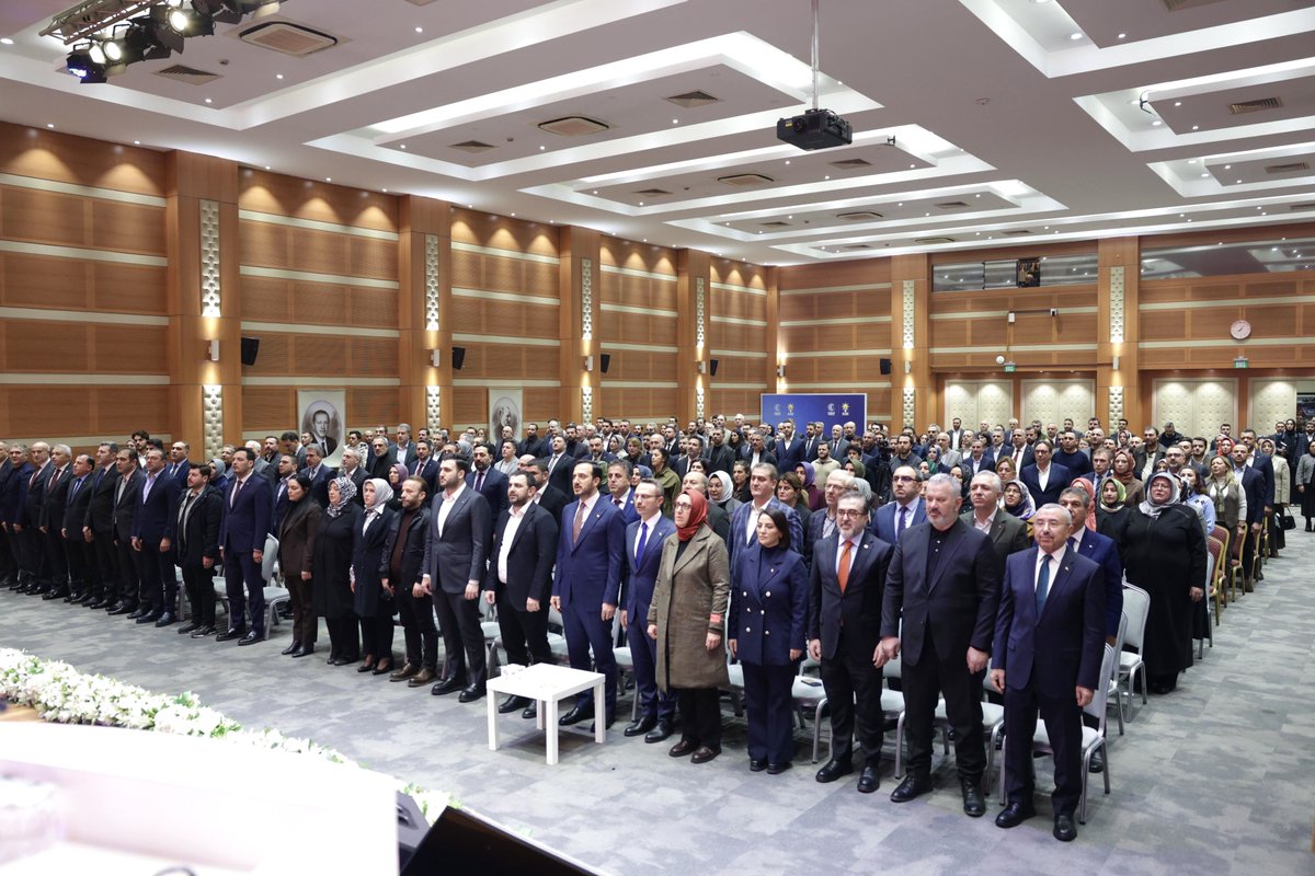 halilbrahimgns's tweet photo. İstanbul İl Başkanlığımızın düzenlediği Teşkilat gündemli İl Danışma Meclisi programına katılım sağladık.

Şehrimize karşı taşıdığımız sorumluluğun bilinciyle, ortak akıl ve güçlü teşkilat yapımızla hizmet mücadelemizi aynı azim ve kararlılıkla sürdüreceğiz. https://t.co/q05sTM0Ud0