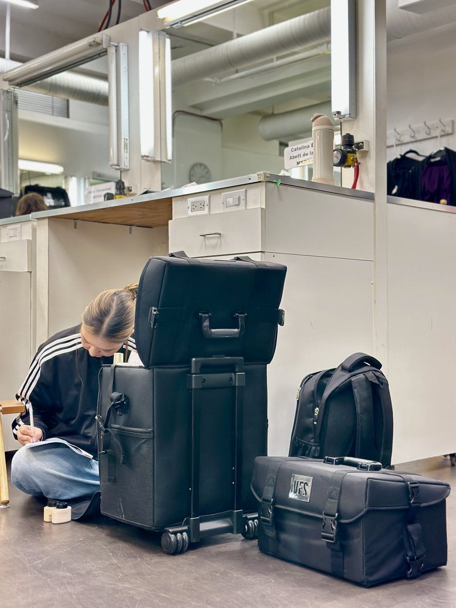 Vancouver Film School tweet media