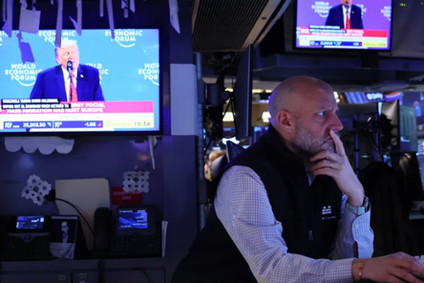 Wall Street strategists, optimistic about the outlook for stocks, are approaching the recent turmoil over President Trump's efforts to acquire Greenland as a buying opportunity. tinybfs.com/t/eUlLAR