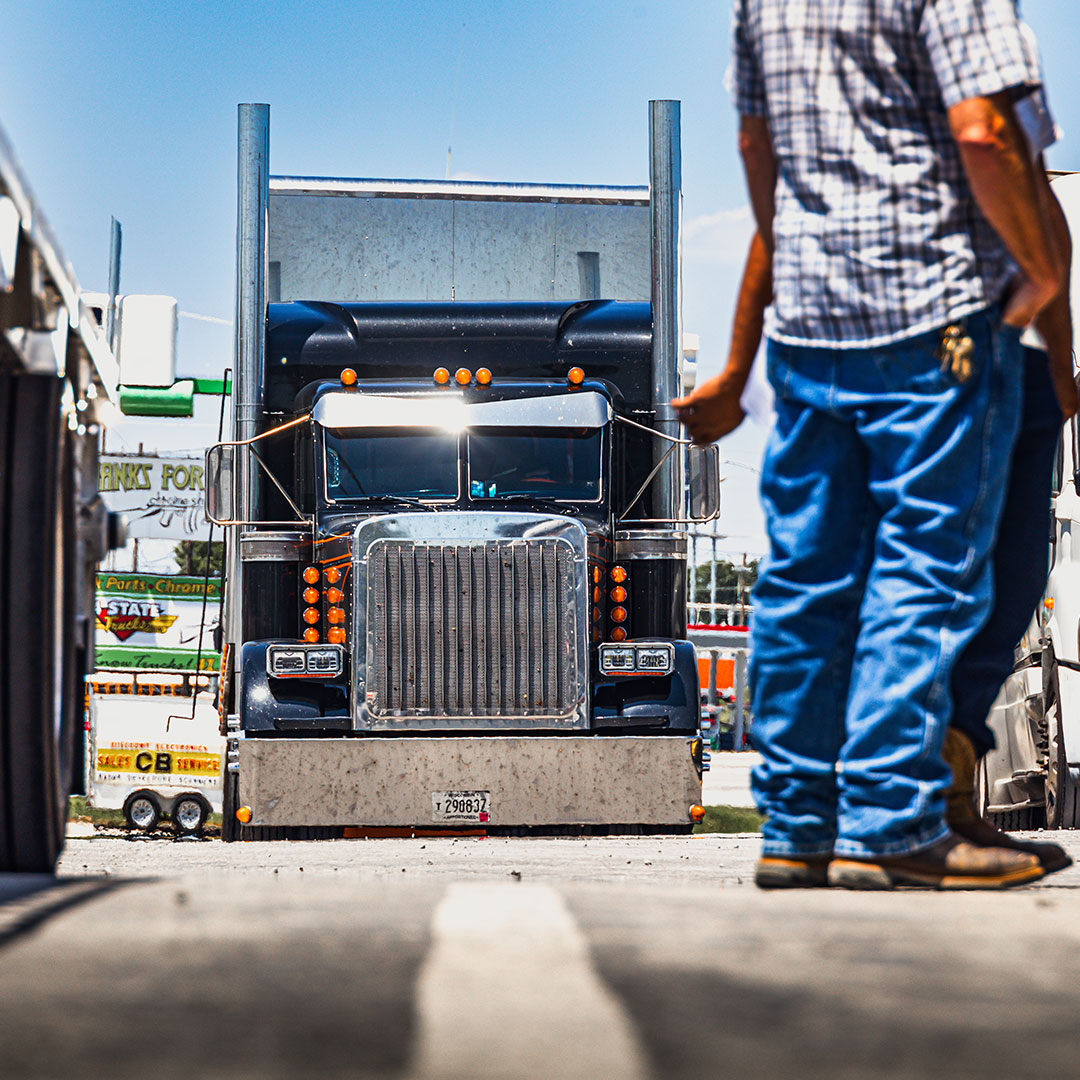 4 State Trucks tweet media