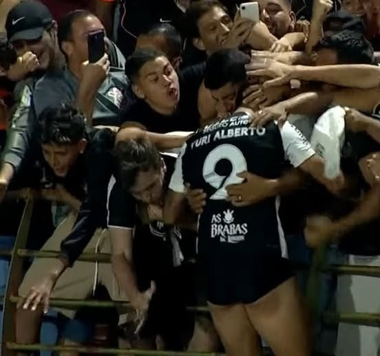 Edilson não sabe que tivemos algo muito melhor onteem