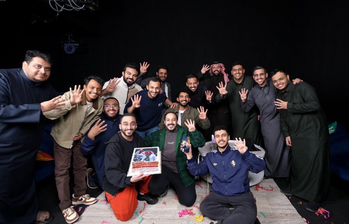 شكرا لكم على الـ4 مليون مشترك 
انا تعبت الى 3 مليون وانتم تعبتو على الـ4 مليون
 
وهذا يعني انكم ما تقصرون معي بالاشتراك رغم توقفي عن اليوتيوب ولكن بهذه المناسبة 12 فيديو في سنة 2026 على قناتي ، باذن الله اكون قدها 🔥💜💚