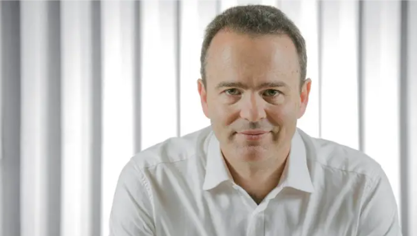 PromptWeave's tweet image. Shane Legg's 50% AGI by 2028 prediction is looking less radical by the day. With Anthropic's Dario Amodei targeting 2027 and others even more aggressive, are we witnessing the final countdown to artificial general intelligence?