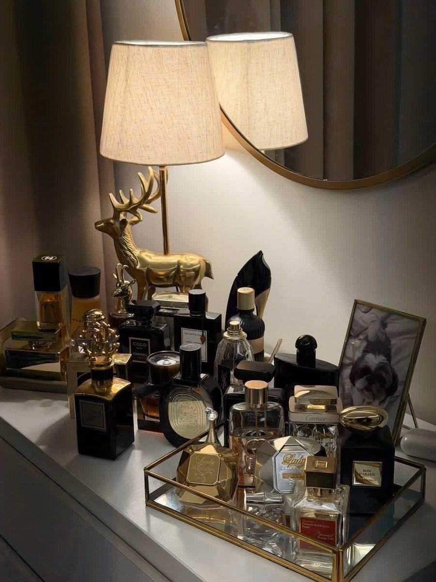 لا تكن سبب في قهر أحد فيظل طوال عمره
كلما أتت سيرتك يردد ..  "حسبي الله ونعم الوكيل