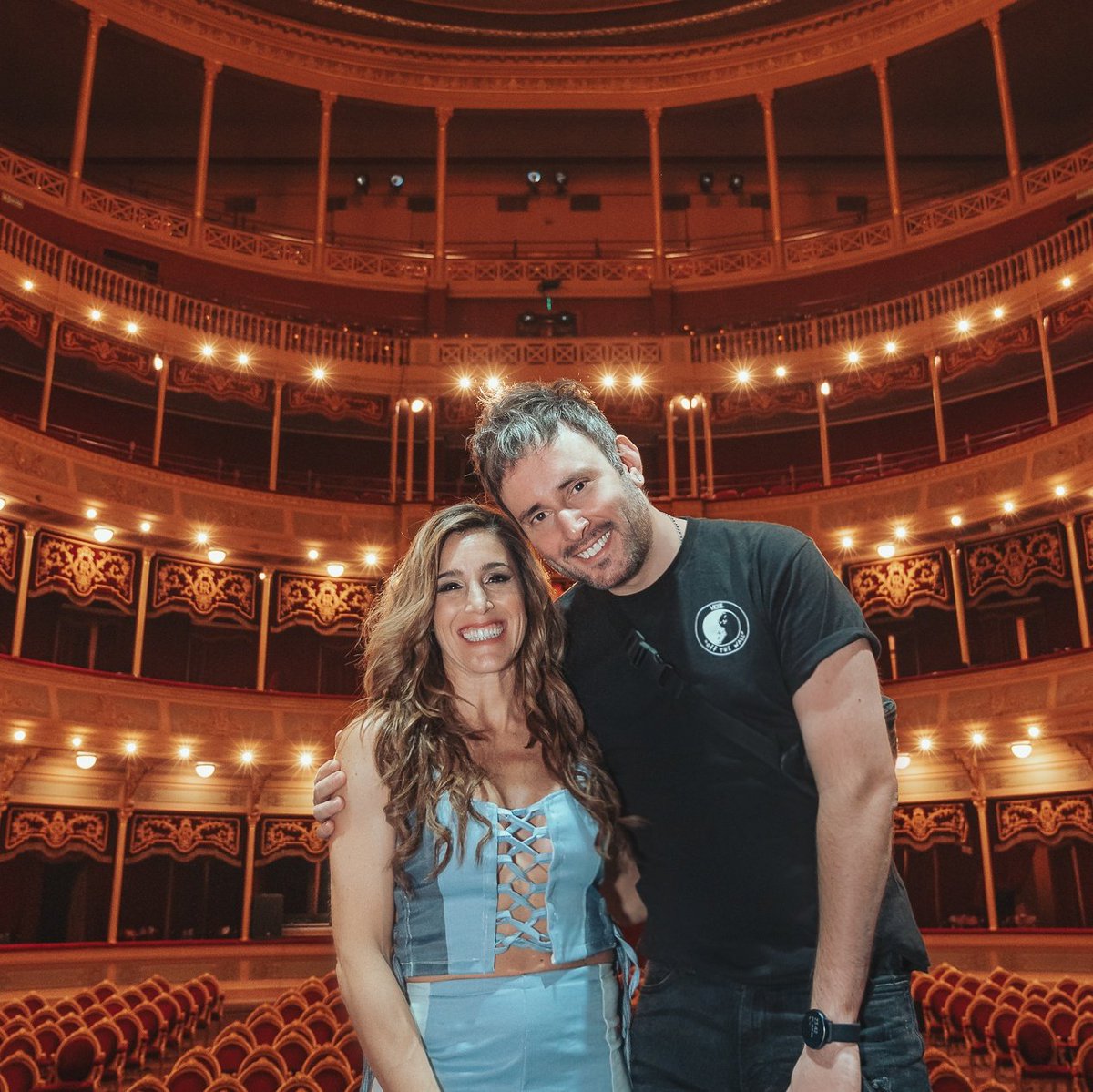 30 años de carrera en la historia de nuestra música, construida con talento, trabajo y amor. Parece increíble todo lo que pasó y todo lo que se viene. Hace 15 tengo el privilegio de caminar este viaje con vos! Orgulloso de ser parte de este camino! Felices 30 <a href="/sole_pastorutti/">SOLEDAD</a> 🫶