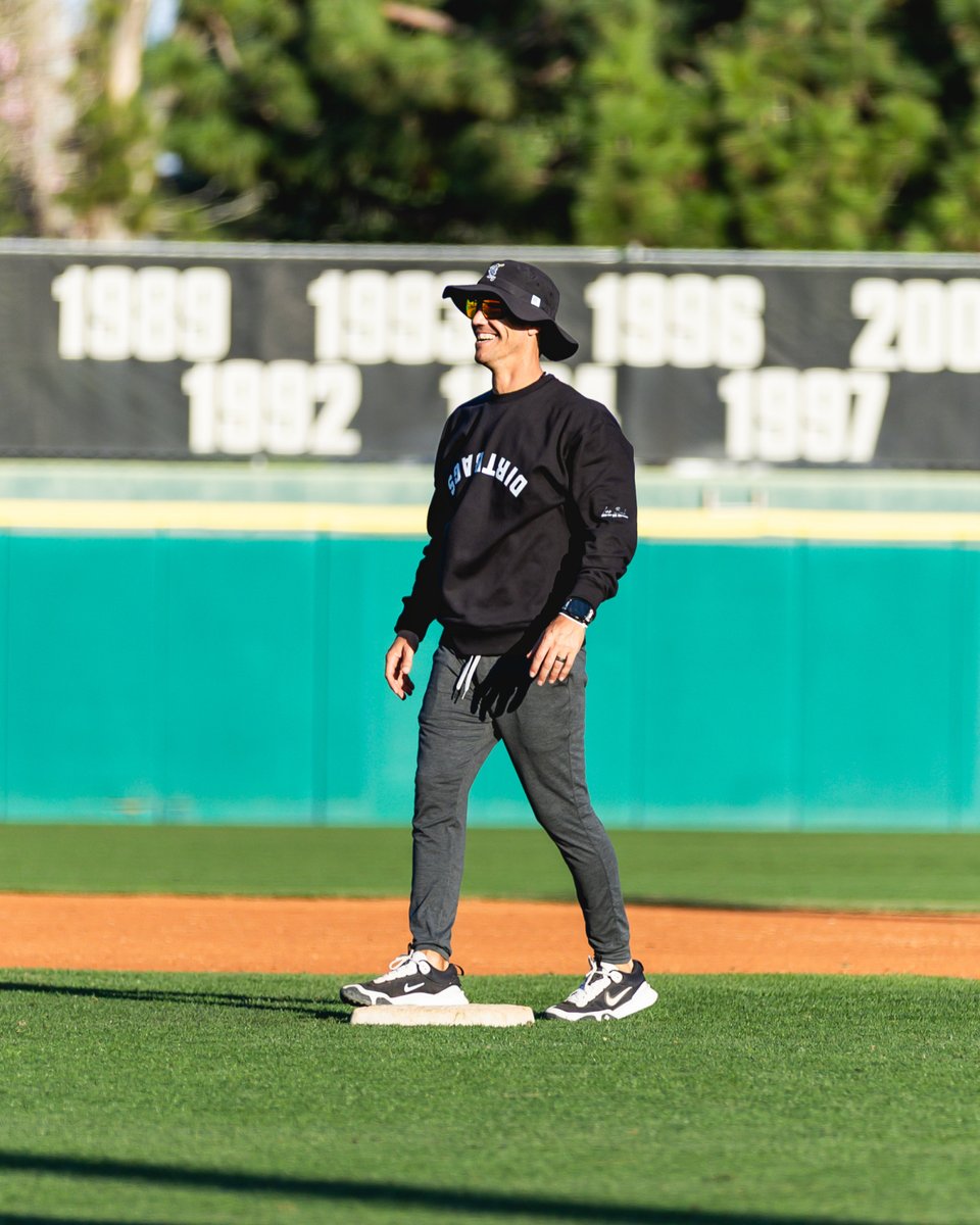 LBSU Dirtbags tweet media