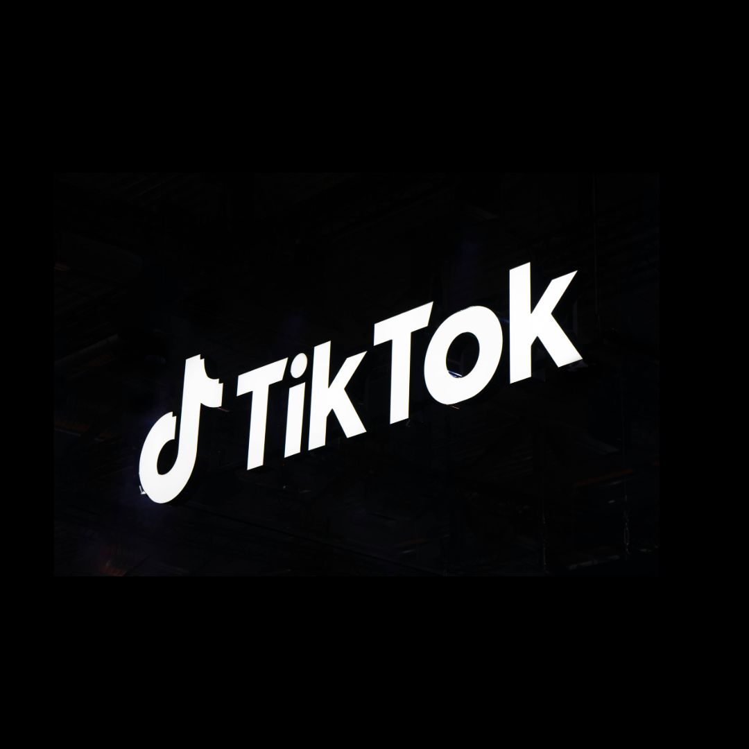 monnett_social's tweet image. BREAKING NEWS: Europeans launched a TikTok alternative. It’s called Monnett.