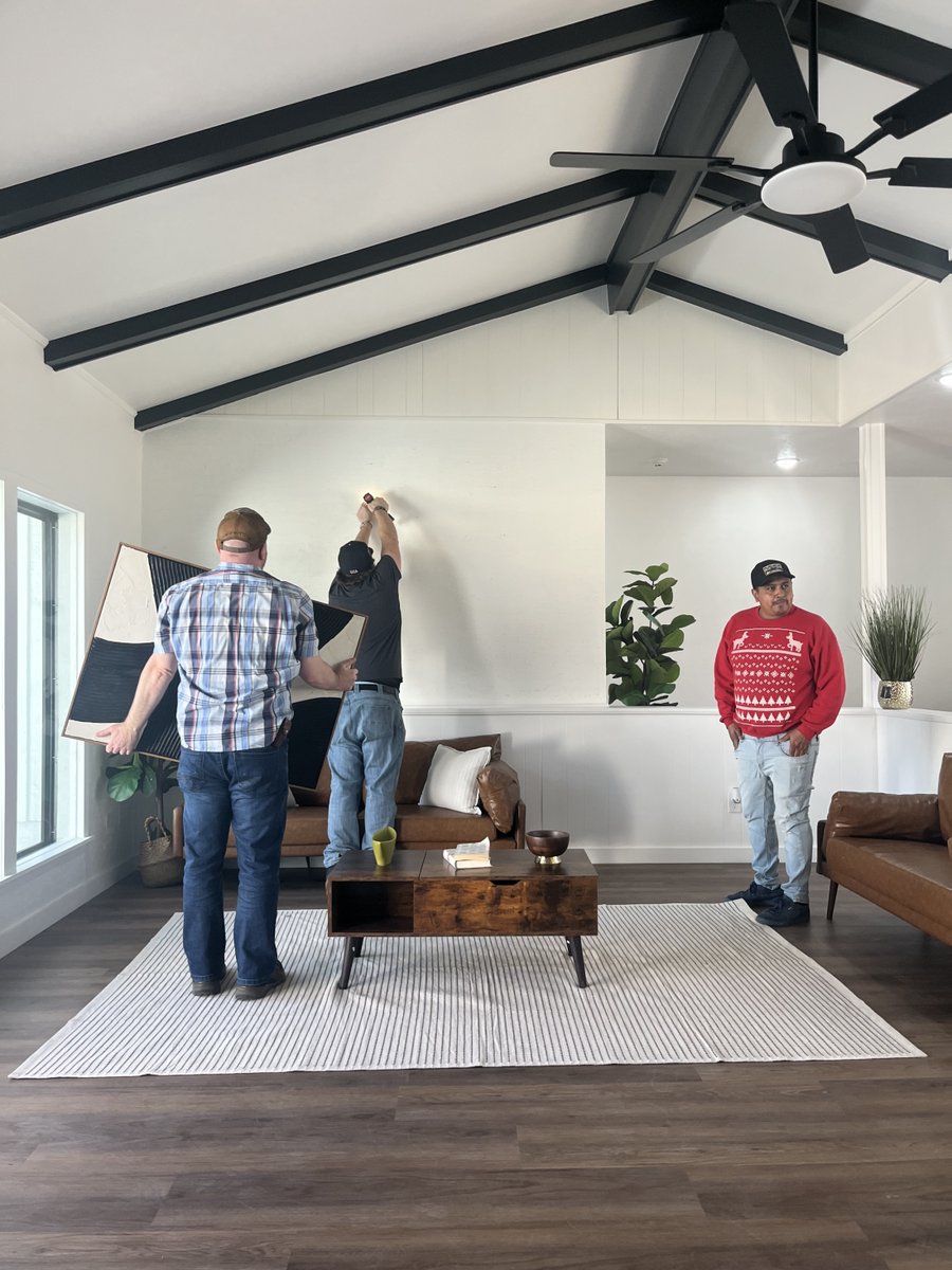 RealRandyCooper's tweet photo. Staging a listing in #BenbrookTX before it goes live.

Art duty. Drill duty. And full-time supervision.
#CooperSellsTexas #RevivedProperties #RealEstate https://t.co/Ys3HDxBIZC