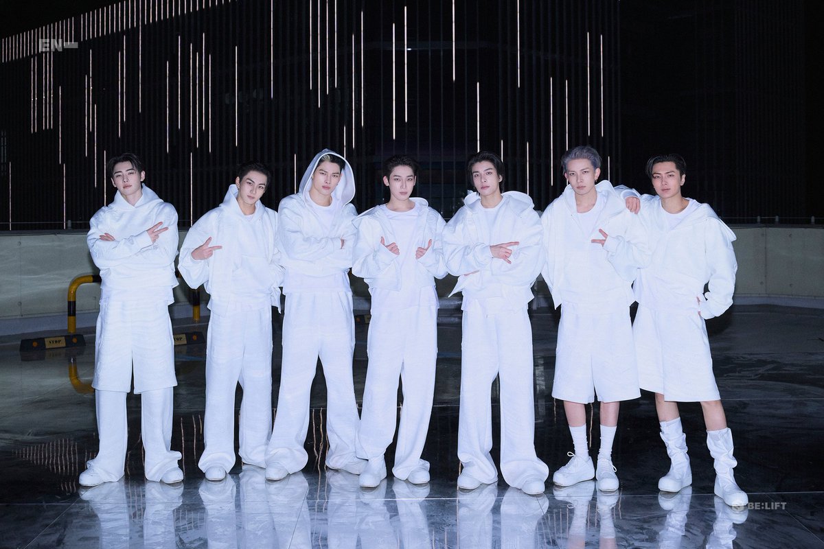 srunghoons's tweet photo. seven of us, one stage, endless energy.
moments like this remind us why we keep moving forward — together. https://t.co/GjV1O5fCkr