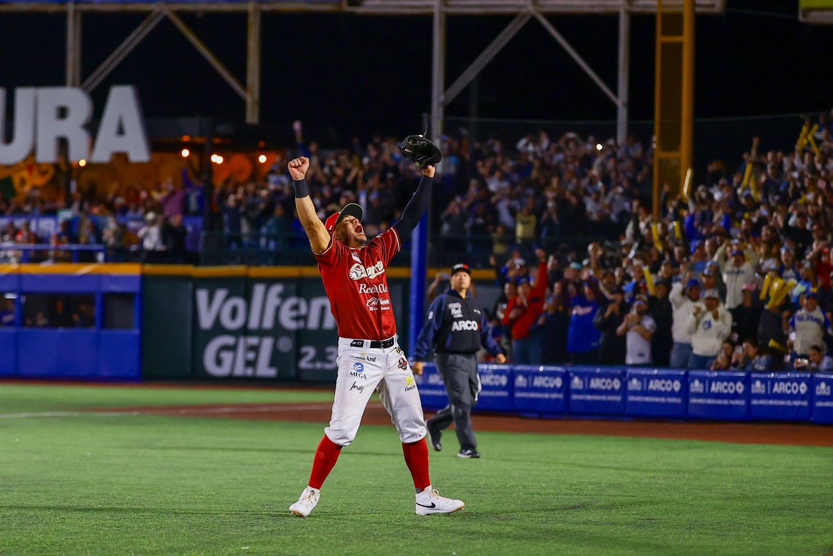 🚨 SE NOS FUE...

Se fue la Temporada 2025-26 de la #LMP y aquí en recuento de la actuación de los 10 equipos:

🤠 Charros: objetivo cumplido, BENJAMÍN GIL y jugadores son Bicampeones, la cuarta estrella para el equipo en 12 años de existencia, la directiva no escatimará en nada