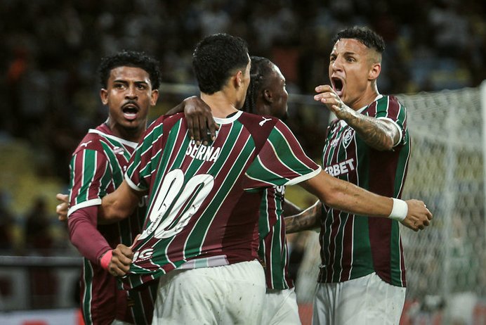 🔎 O <a href="/FluminenseFC/">Fluminense F.C.</a> venceu os últimos 12 jogos como mandante! 🤯🤯

⚔️ 12 jogos
🚥 12V - 0E - 0D (!)
📊 100% aproveitamento (!)
⚽️ 24 gols marcados (!)
🚫 3 gols sofridos (!)
🧤 9 jogos sem sofrer gols (!)
🥅 41 grandes chances (!)
🔓 8 grandes chances cedidas (!)
👟 6.5