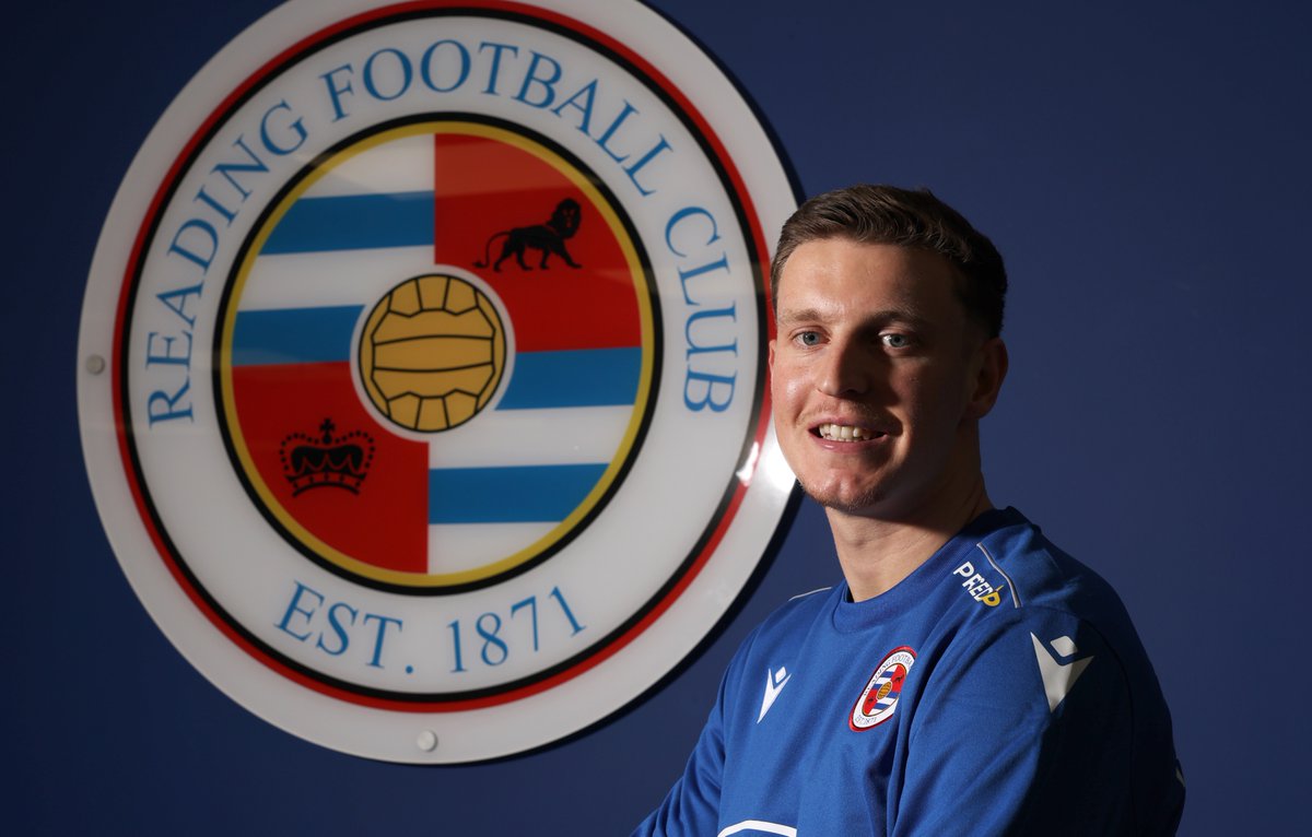 Reading FC tweet media