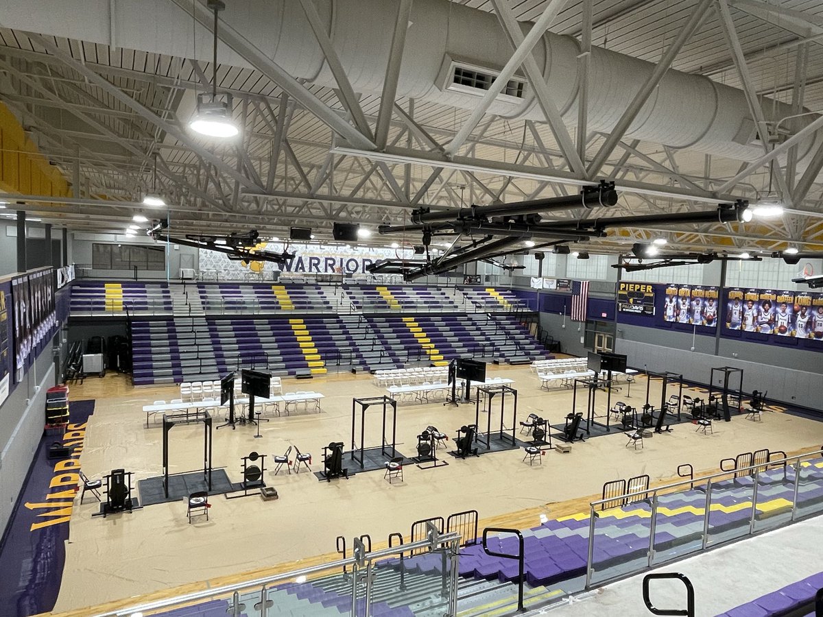 PieperLifts's tweet photo. 3 week check-in….

Host a 10+ team meet ✅
Travel to Alvin and compete✅
Have a team victory for each team by week 4✅

Many medals won along the way. 

If results hold, 19 boys and 12 girls will earn a trip to the Regional Meets. https://t.co/SvDLoxpASR