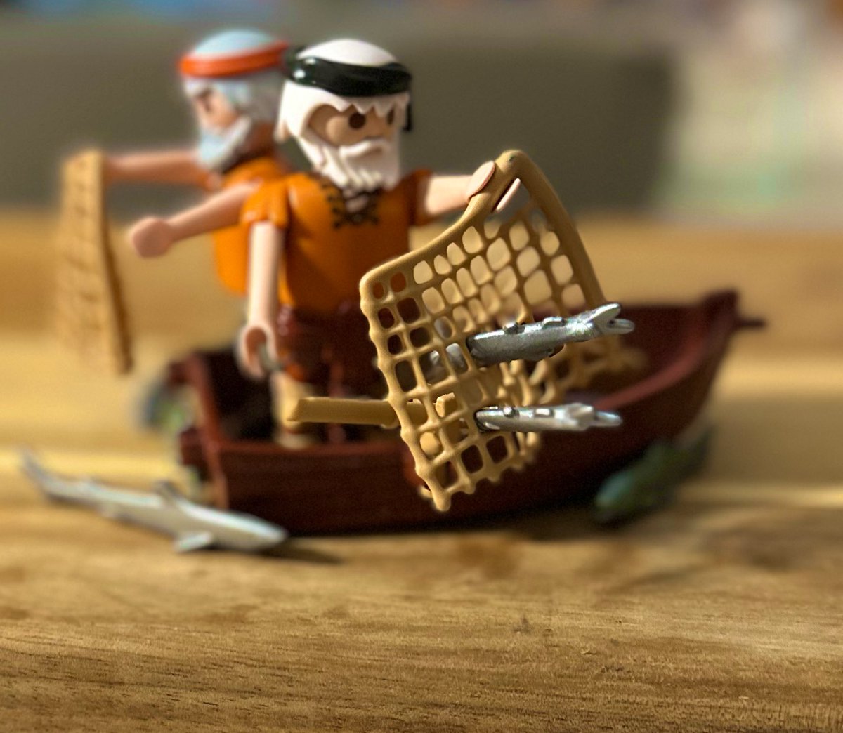 mengeupeixdaci's tweet photo. Que no s’acabe el dia sense recordar que hui és el #diadelpescador

“Pere Alberola, pescador, veí de Gandia”
#mengeupeixdací
#Gandia770anys
🐟🐟🐟 https://t.co/EkuYbiuT9w