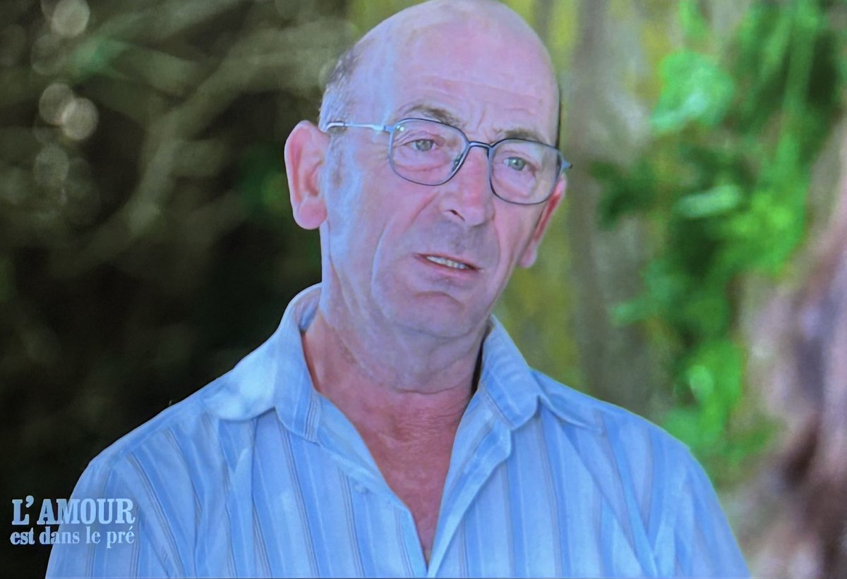 thePsayshello's tweet photo. La vie ne l’a pas épargné ce monsieur… et il a toujours une gnaque de fou. Peu importe l’issue de sa participation, respect pour votre force !!! ✨ 
#adp #adp2026 #adp26 https://t.co/Ffo4xn4X70