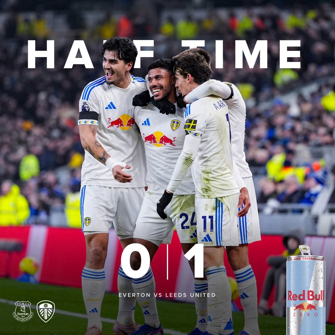 LUFC's tweet image. 💪 In front at the break!